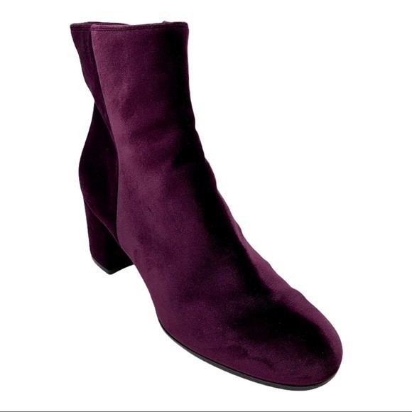 Gianvito Rossi Margaux Prune Velvet Booties 39.5 / 9.5 - Picture 1 of 10